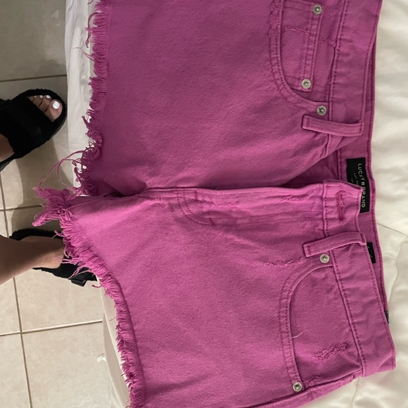 Lucky - Picture 2 of 3